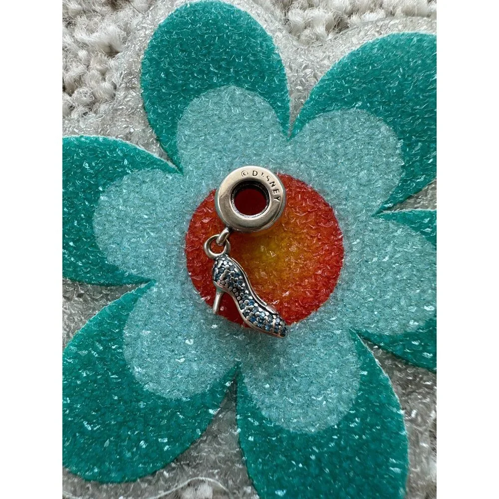 NWOT Pandora x Disney Cinderella Sparkling Slipper Charm